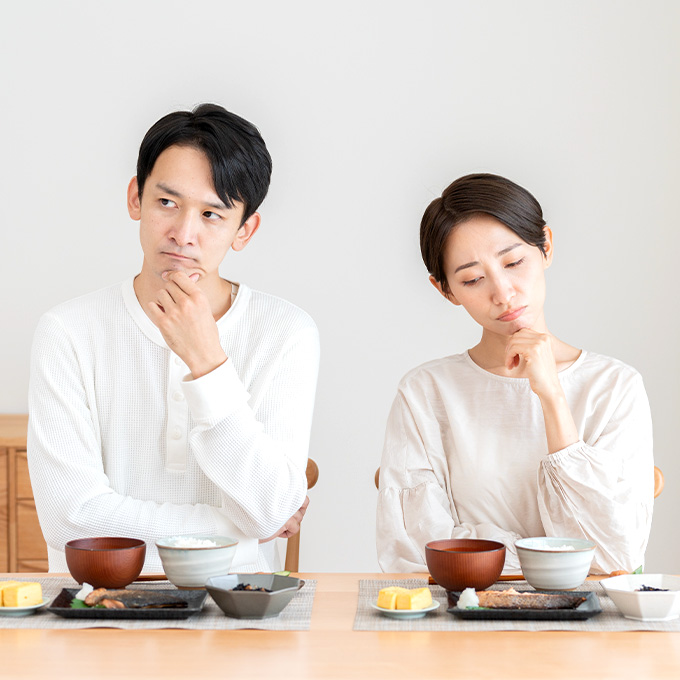 便秘解消に効果的な食べ物や飲み物は？<br> 排便を促すマッサージやツボも紹介